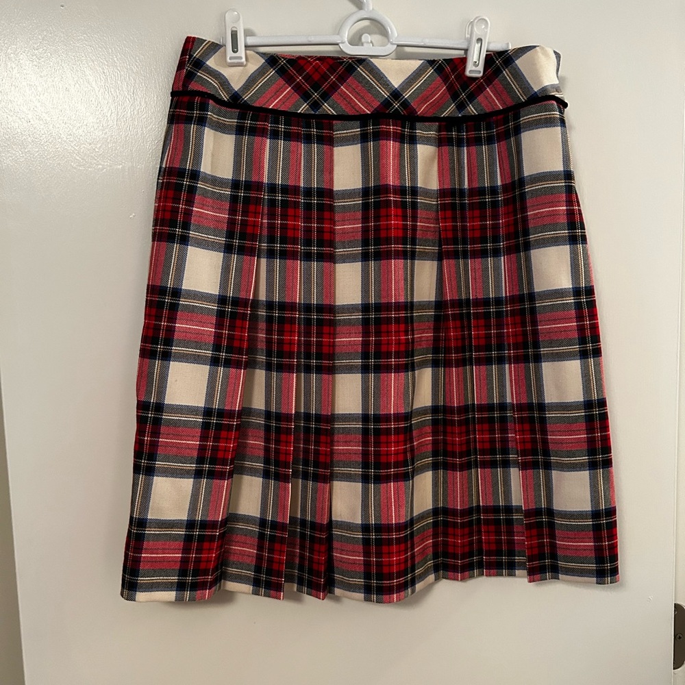 Pendleton virgin wool red/cream plaid skirt, women’s size 10 petite